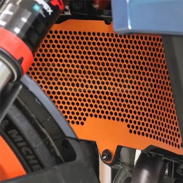 Motorcycle Radiator Guard Grille for Husqvarna Vitpilen & Svartpilen 401 (2024–2025)